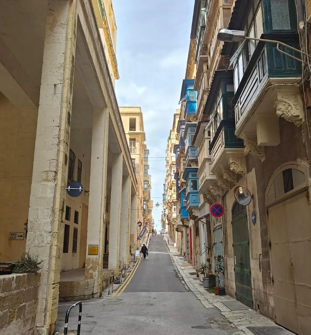 Ta' Gamillu Apartment Valletta